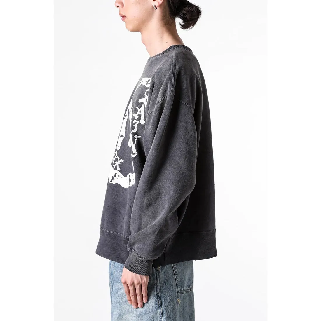 SAINT M×××××× BONE SAINT CREW SWT/BLK Bone SAINT destruction sweatshirt, washed black S-XL Assute dyeing, genuine whole garment sprayed with horse-hair fading process, collar/cuffs frayed in many places, front and rear panels/sleeves super complex fraying, heavy washing and water distressing, correct fruit mark/angel mark